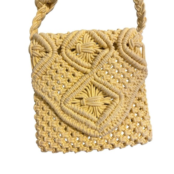 Tommy Bahama Handbags - Tommy Bahama Macrame Crossbody Purse Yellow BOHO Bohemian Beach Bag Woven Purse